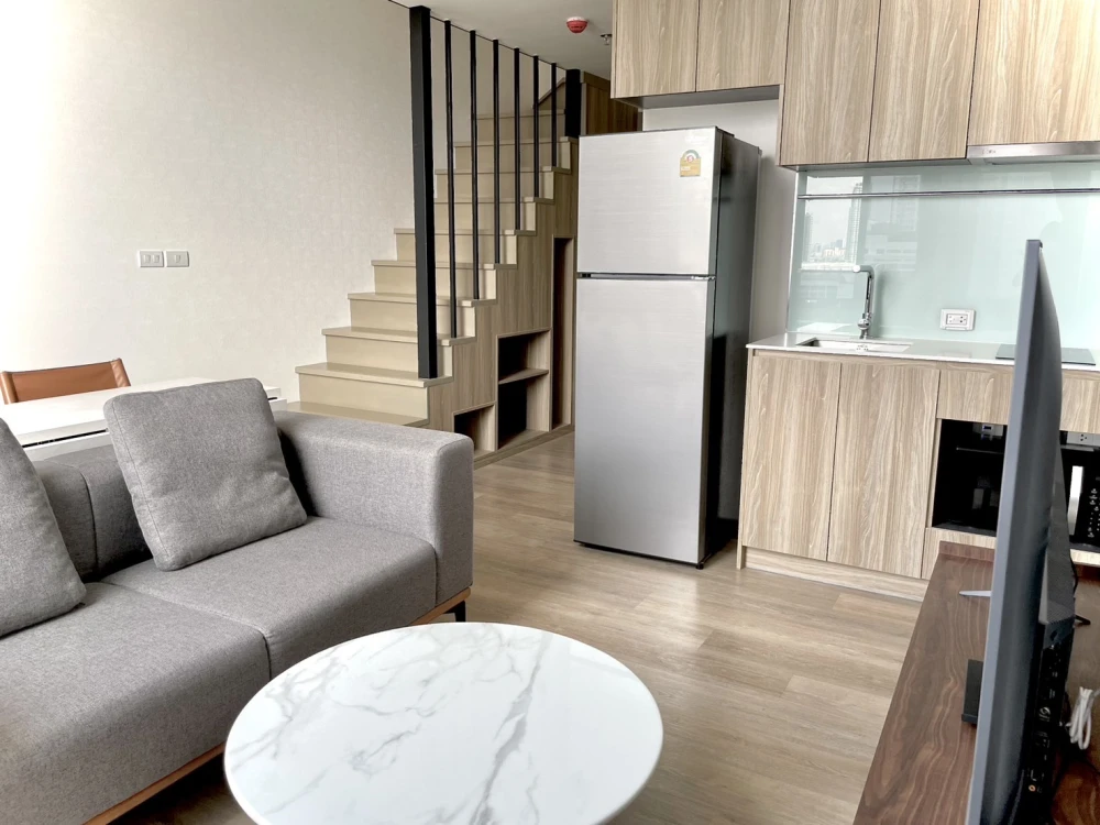 Condo for rent, Siamese 87, Duplex type, size 40 sq m., near BTS On Nut, only 350 meters, fully furnished, ready to move in, complete with electrical