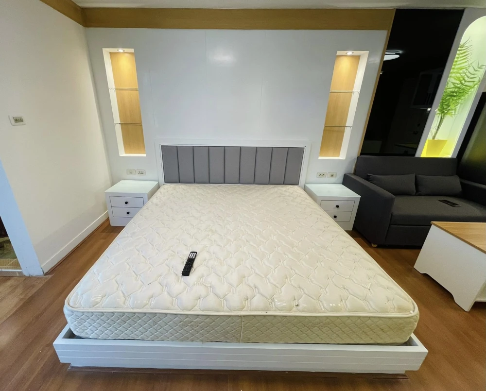 Condo for rent, Champs Elysees Tiwanon-Srisaman, ready to move in, built-in interior, very nice, good price, hurry and book now!!!