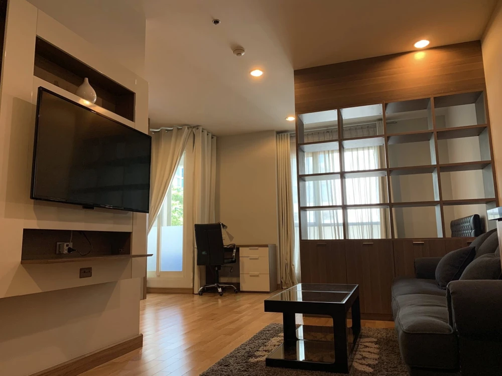 Condo for rent! The Address Chidlom, 2nd floor, swimming pool view, fully furnished, ready to move in! Reserve now!!