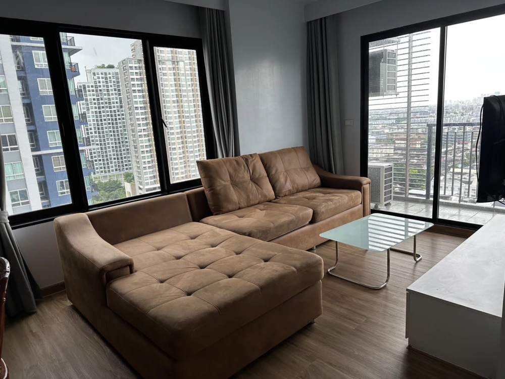 For rent, Condo Blocs 77, nice room, high floor, spacious, comfortable, fully equipped, book now, don't miss out++