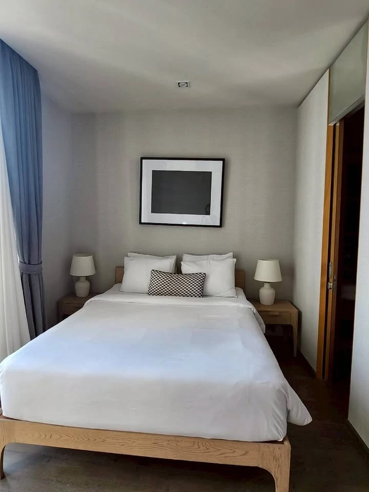 Condo for rent, Park 24 Origin Phrom Phong, beautiful room, fully furnished.