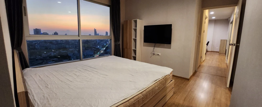 For rent!! Condo Fuse Chan-Sathorn, 22nd floor, wide balcony, beautiful view, very beautiful room, just bring your bags and move in, don't miss it!!