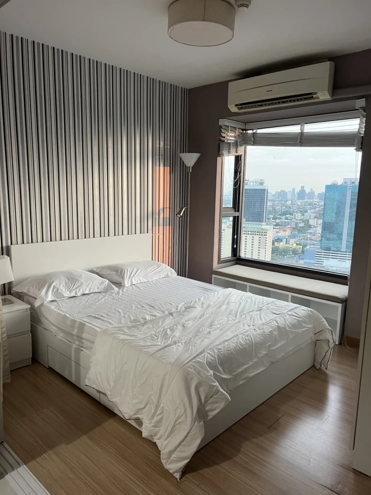For rent!! Condo Fuse Mobius Ramkhamhaeng Station, 32nd floor, fully furnished, ready to move in. Don't miss it!!