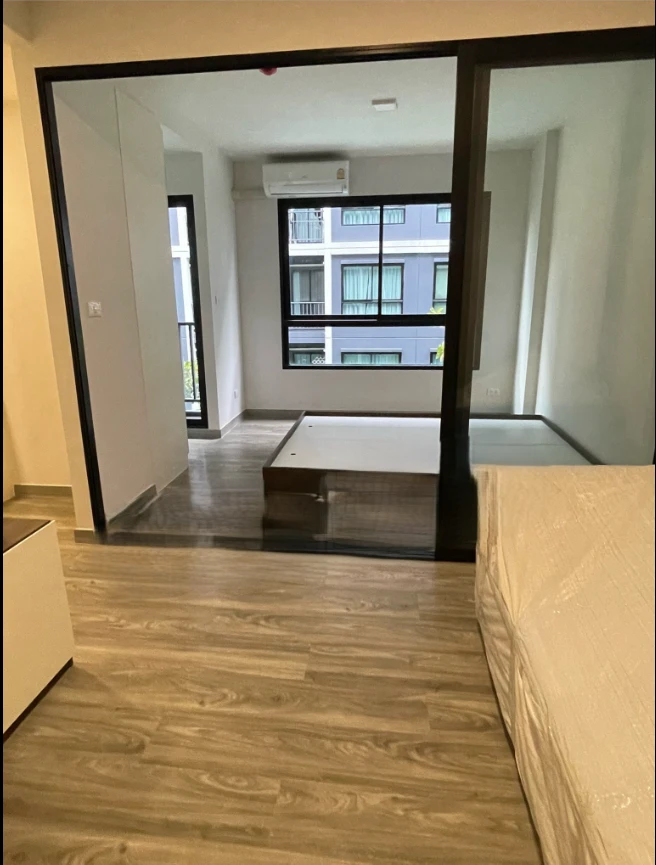 For rent!! Condo Monte Rangsit, 3rd floor, Building B, swimming pool view, beautiful room, fully furnished, ready to move in, don't miss it!!