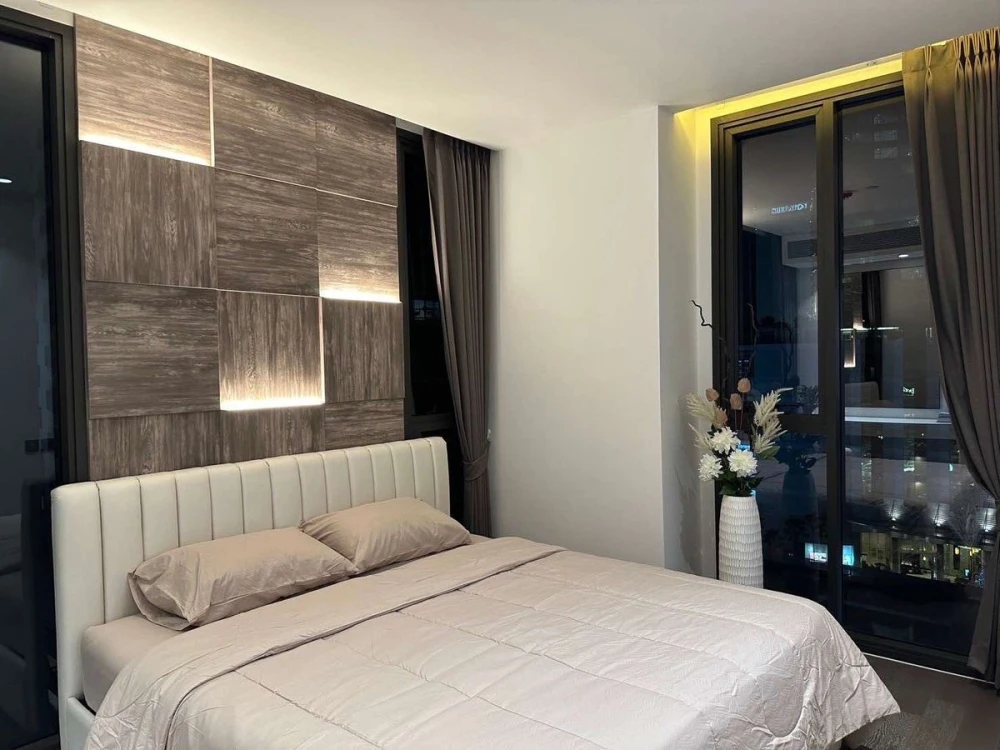 For rent!! Condo Muniq Sukhumvit 23, 16th floor, Terminal 21 view, good location condo, convenient transportation, don't miss it, book now!!