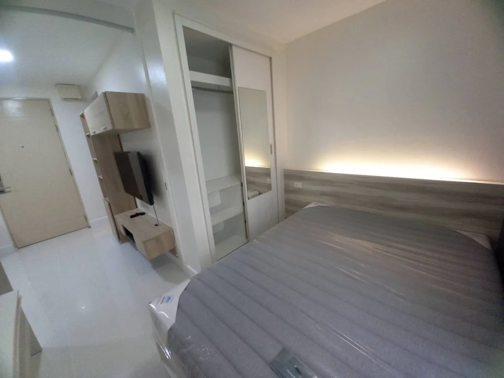 For rent!! Stylish condo @ Sukhumvit-Bangna, 3rd floor, Building 3B, fully furnished, ready to move in, hurry up and book now!!
