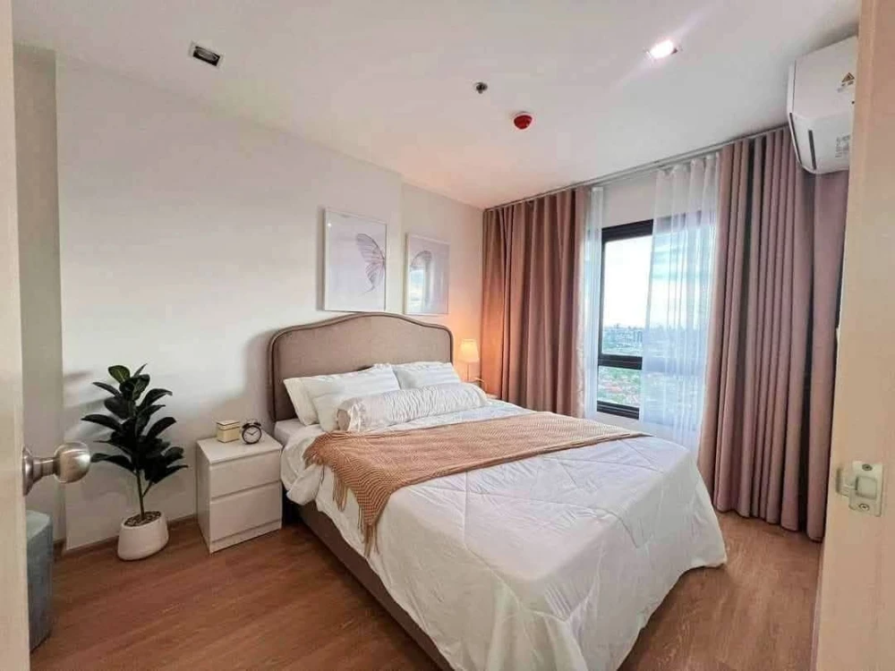 For rent!! Condo Rich Park Triple Station, 33rd floor, fully furnished, ready to move in, hurry and book now!!