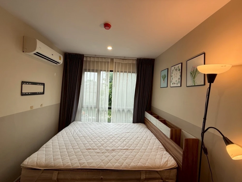 For rent!! Condo Rich Phahonyothin 52, 2nd floor, Building F, beautiful room, convenient transportation, ready to move in, don't miss it!!