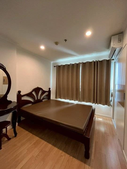 Condo for rent, Lumpini Park Pinklao, ready to move in, not too expensive, hurry and reserve now before you miss the opportunity.