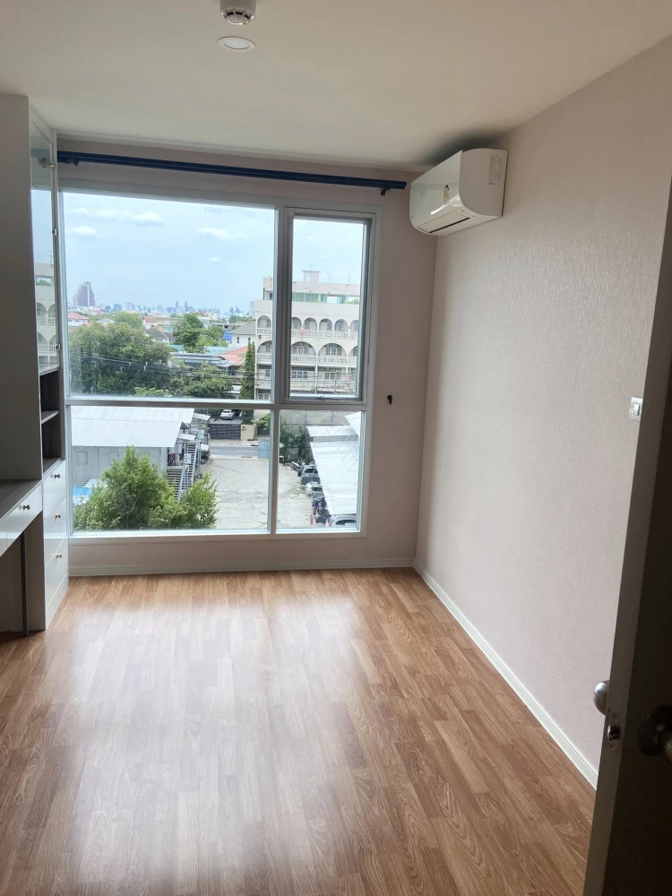 Condo for rent, Lumpini Park Borommaratchachonnani - Sirindhorn, spacious room, comfortable, pool view, good price, hurry and book now++