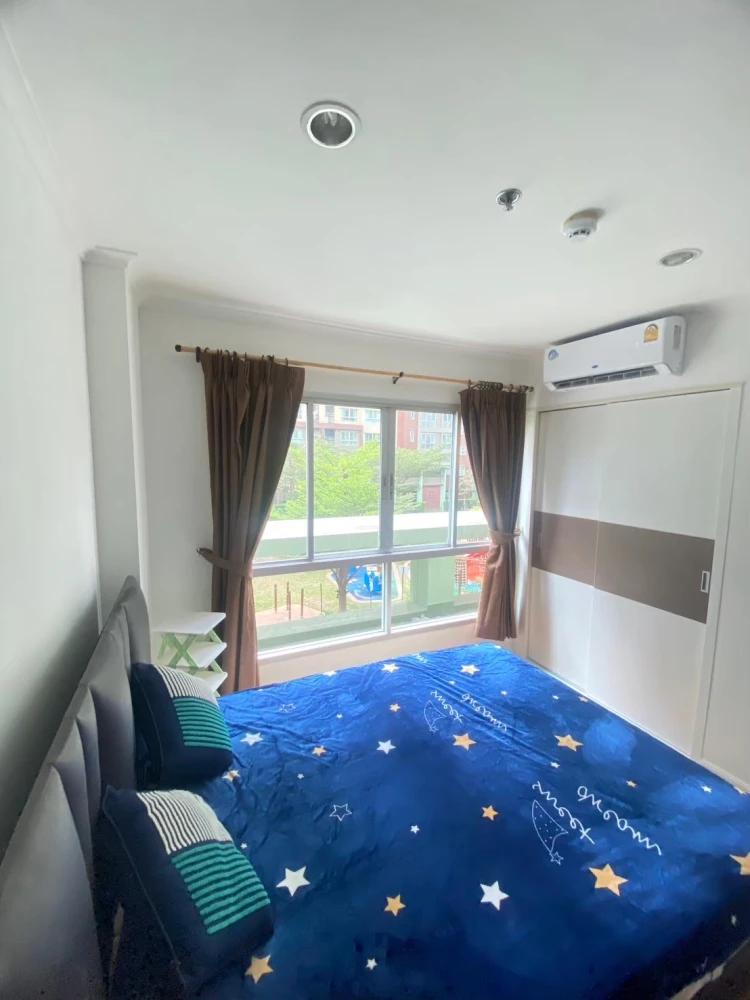 Condo for rent, Lumpini Place Ratchayothin. Fully furnished with appliances. Just bring your suitcase and move in!
