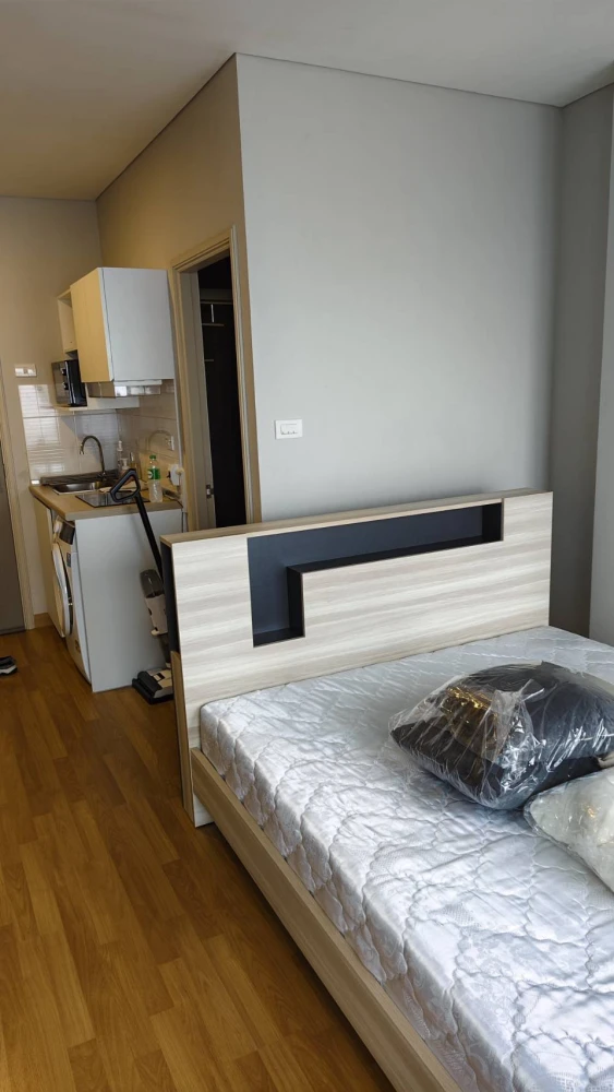 For rent!! Lumpini Place Tao Poon - Interchange Condo, 21st floor, beautifully decorated, ready to move in. Don't miss out!!