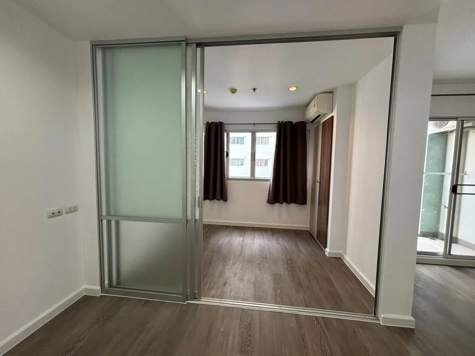 For rent: Lumpini Mega Bangna condo, Peba room, not too expensive, room decoration lovers, I must say you can't miss it.