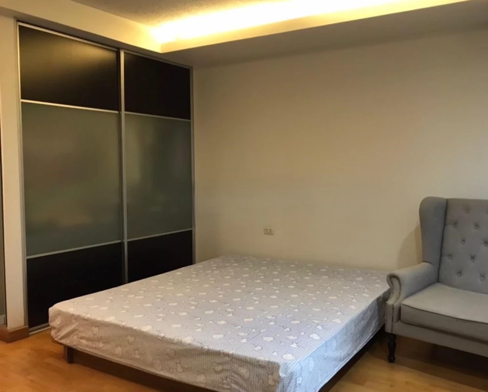 For rent!! Condo Waterford Sukhumvit 50, 2nd floor, fully furnished, just bring your bags and move in!!