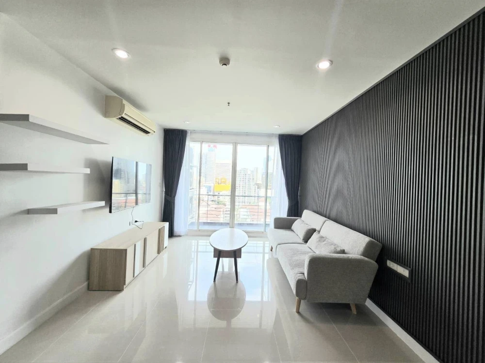 For rent!! Wish @ Samyan Condo, 17th floor, fully furnished, ready to move in. Don't miss out!!
