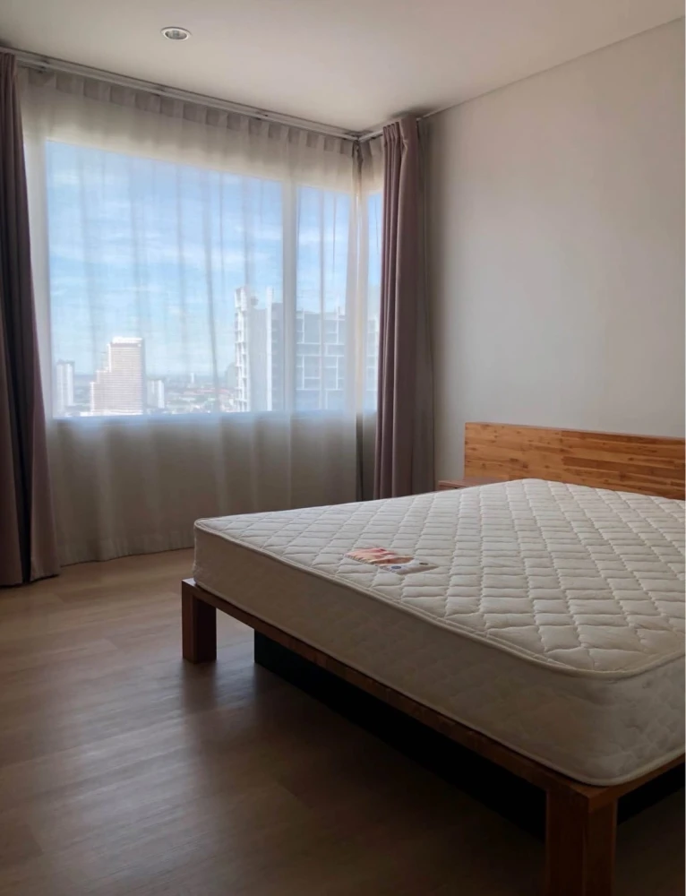 For rent!! Condo Villa Sathorn 26th floor, beautiful room, convenient transportation, don't miss it!!