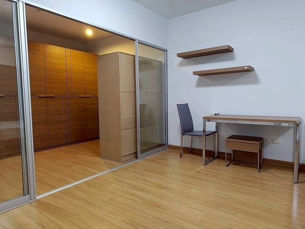 For rent!! Condo Supalai Park Ekkamai-Thonglor, 15th floor, beautiful room, good location, convenient transportation, don't miss it!!