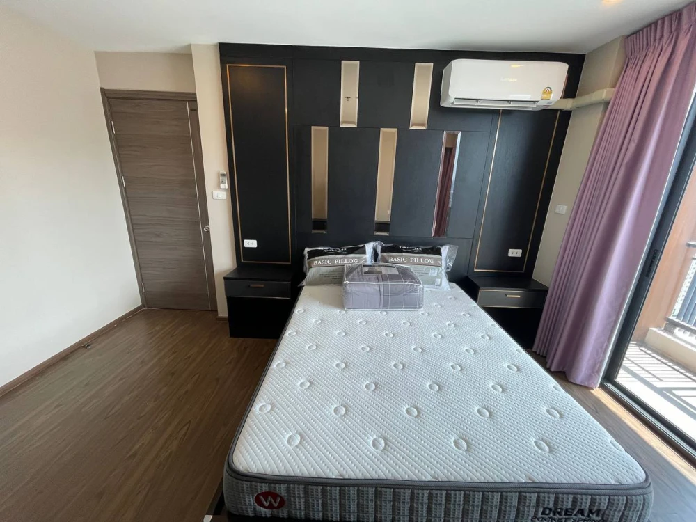 For rent: Ardizan Ratchada Condo, corner unit, high floor, stunning city view, good ventilation, not too much sun, comfortable all day long, quiet and