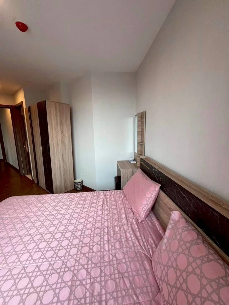 For rent!! Artisan Ratchada Condo, 17th floor, Building C, beautiful room, convenient transportation, great price, reserve now!!