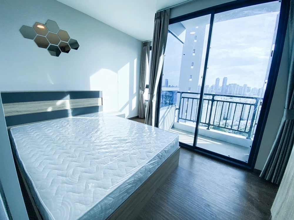 For rent!! Condo Artisan Ratchada, 31st floor, Building C, fully furnished, nice room, good location, convenient transportation, don't miss it!!