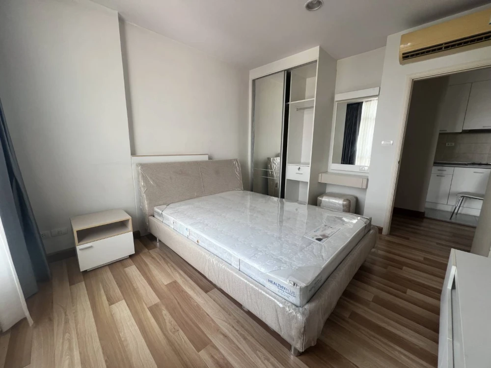For rent!! Condo Centric Scene Sukhumvit 64, a condo in a good location, convenient transportation, near BTS Punnawithi, don't miss it!!