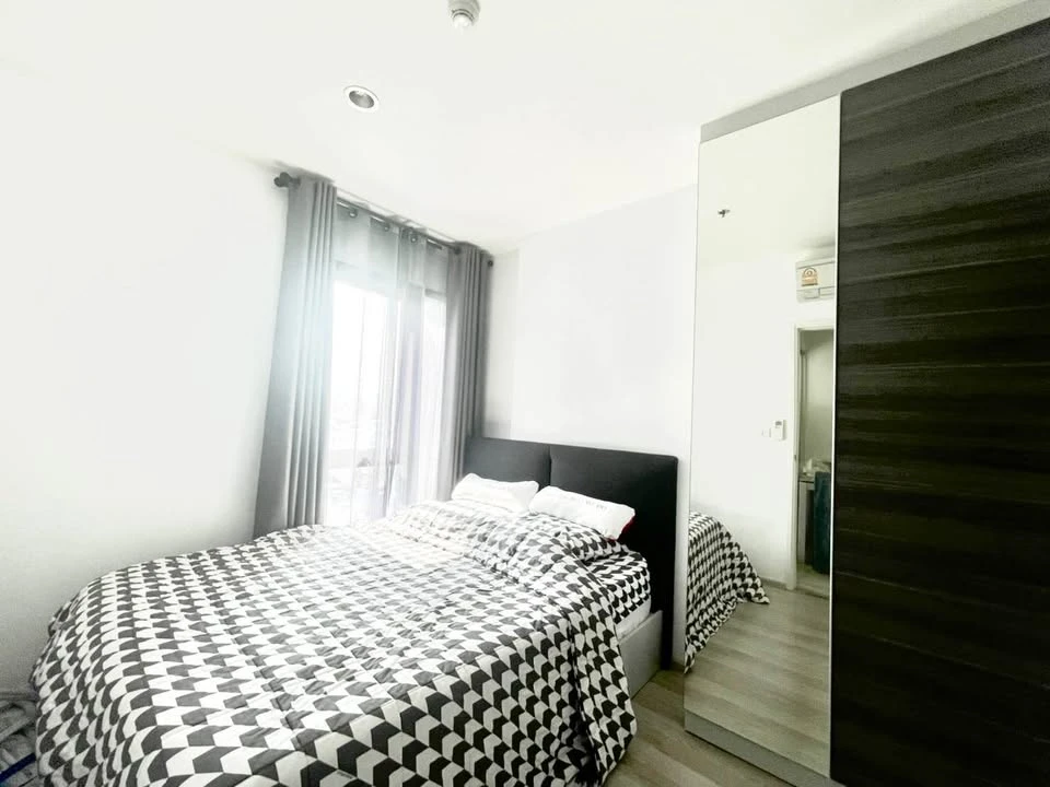 Condo for rent, Centric Ratchada-Huai Khwang, nice room, affordable price, I must say you must not miss it.