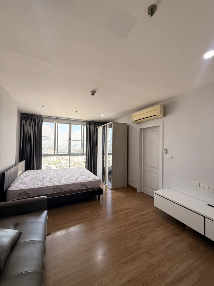 Condo for rent at The Tree Bang Pho Station, 31st floor, fully furnished, ready to move in. Don't miss out!