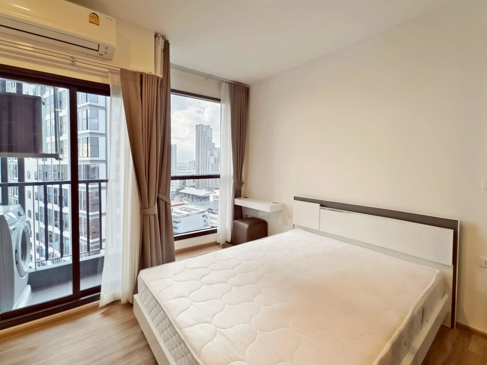 Condo for rent: The Stage Mindscape Ratchada - Huai Khwang. Beautiful, well-maintained unit, ready to move in. Book now!!