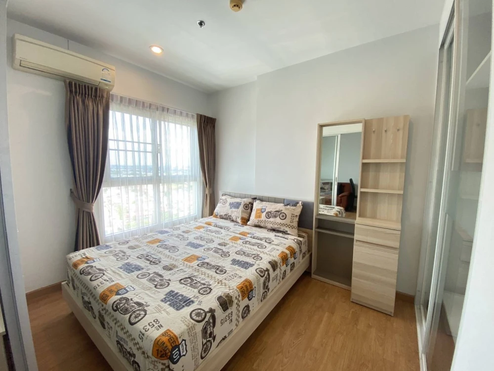 Condo for rent: The Parkland Phetkasem. Ready to move in. Fully furnished. High floor. Spacious and comfortable. Reserve now before it's too late!!!