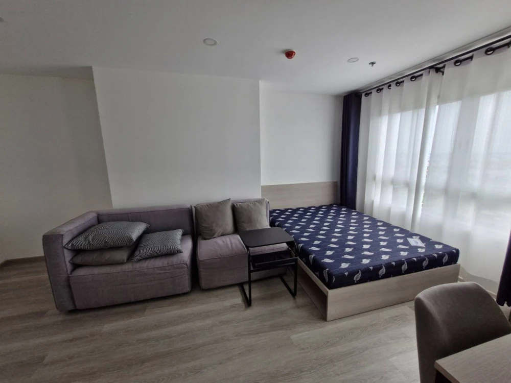 For rent!! Condo Elio Sathorn-Wutthakat, 41st floor, Building A, beautiful room, good location, good price, convenient transportation, don't miss it!!