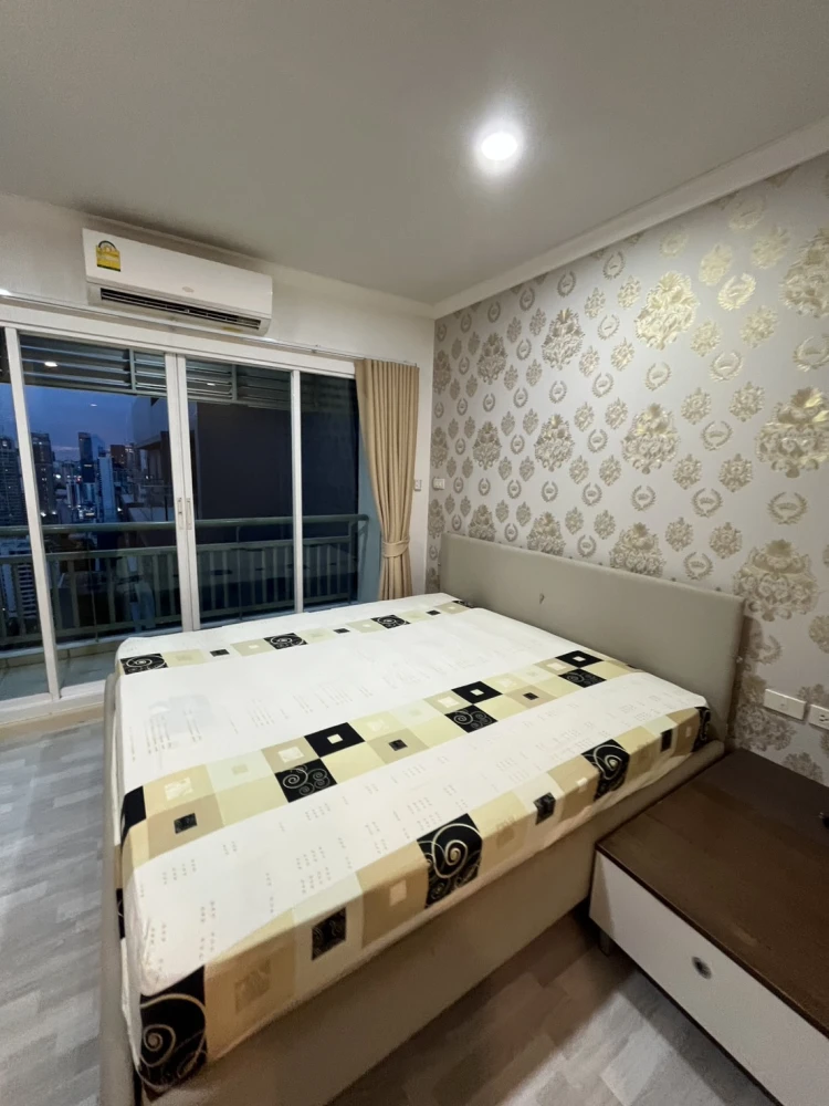For rent!! Condo Grand Park View Asoke, 30th floor, beautiful room, convenient transportation, ready to move in, don't miss it!!
