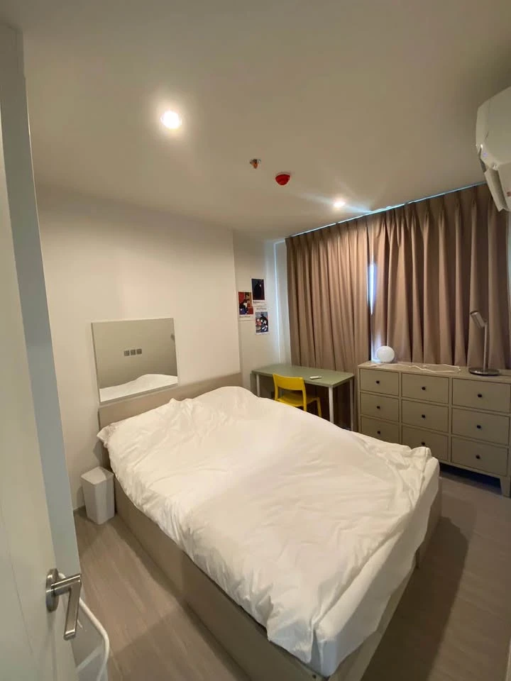 For rent!! Condo Aspire Erawan Prime, 11th floor, pool view, beautiful room, fully furnished, ready to move in, don't miss it!!