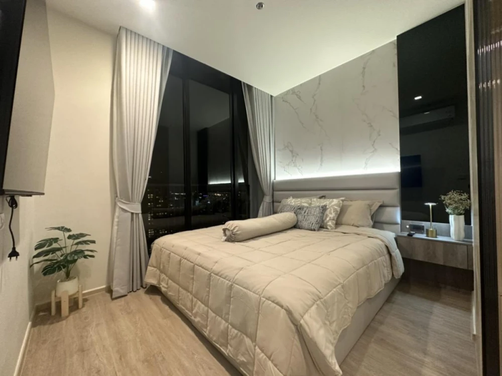 For rent!! Condo Noble State 39, 30th floor, luxury condo in the heart of the city, ready to move in, hurry up and book now!!