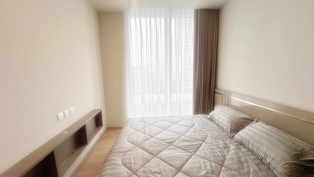 For rent!! Condo Noble Around Sukhumvit 33, 5th floor, beautiful room, good location, good price, convenient transportation, don't miss it!!