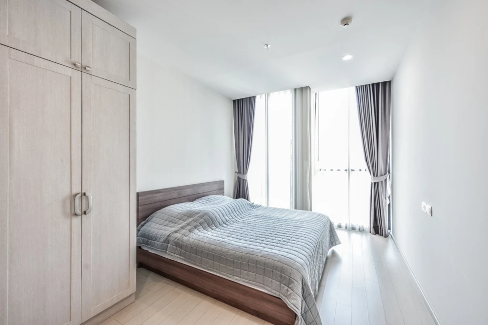 For rent!! Condo Noble Ploenchit, 12th floor, luxury condo, beautiful room, fully furnished, ready to move in, don't miss it!!