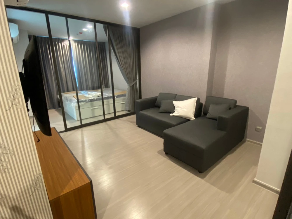 Condo for rent, Life Ladprao, 2 bedrooms, 1 bathroom, very spacious room, 19th floor, high view, I tell you, you must not miss it.