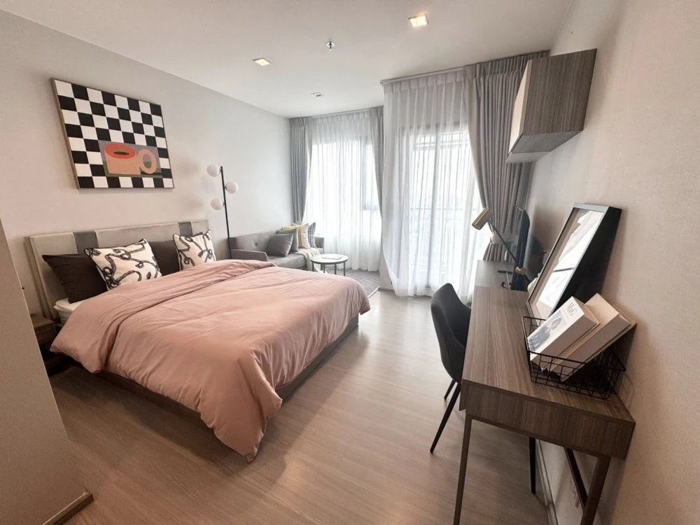 For rent!! Condo Life Sathorn - Sierra, 25th floor, beautiful room, fully furnished, ready to move in. Don't miss it!!