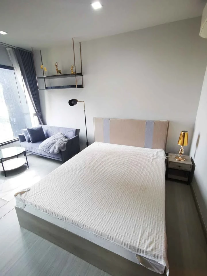 Condo for rent, Life Asoke-Rama 9, studio room, 16th floor, high view, not expensive, hurry and book now, don't miss out.