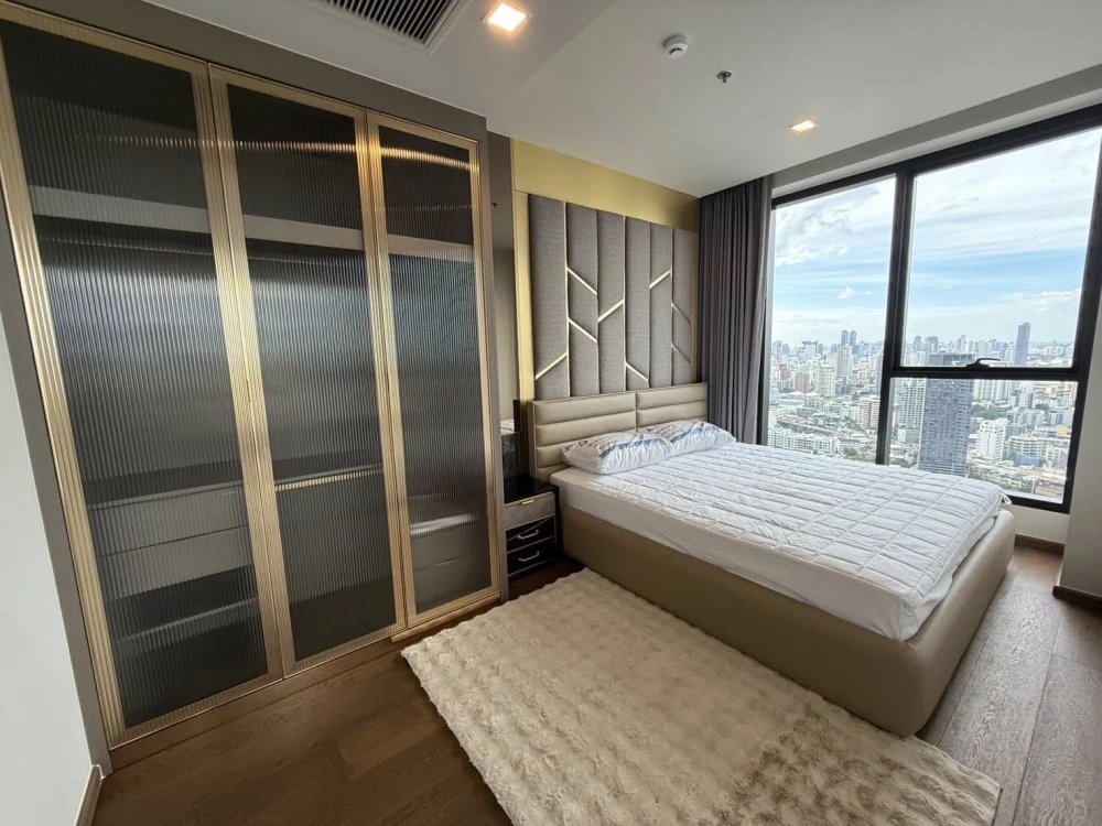 For rent!! Ideo Q Sukhumvit 36 ​​Condo, beautiful unit on the 41st floor, rare corner unit with stunning views! Reserve now!!