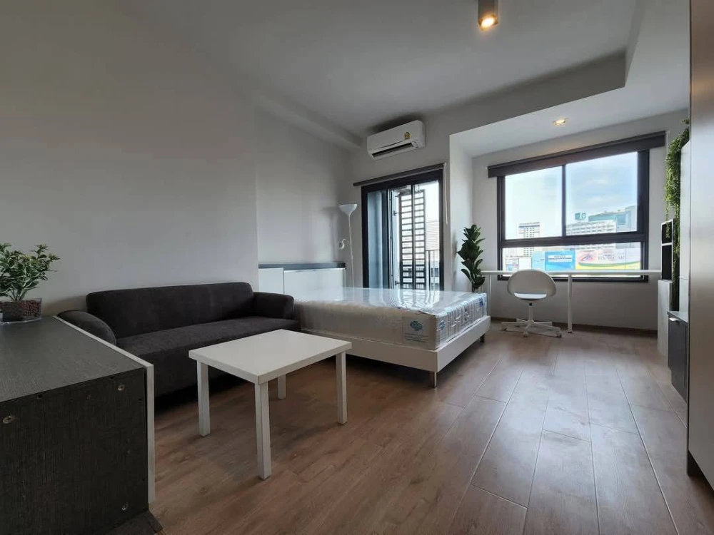 Condo for rent! Ideo Rama 9 - Asoke, 11th floor, beautiful room, fully furnished, ready to move in. Don't miss it!!