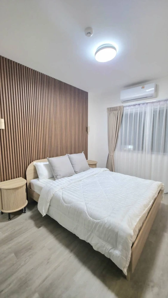 Condo for rent, A Space Asoke-Ratchada. Nicely decorated unit with high-quality built-in furniture and complete appliances. Book now!
