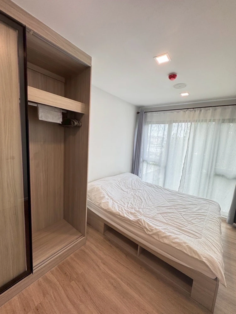 Condo for rent: Atmoz Flow Minburi. Separate rooms with clear zones. Good price. Hurry and reserve now!