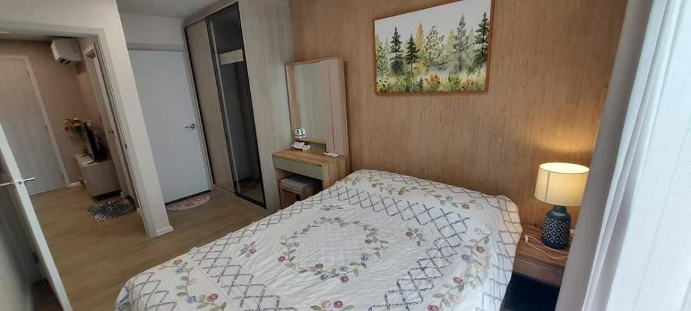 For rent: Condo Atmoz Flow Minburi, separate bedrooms, common area view, very beautiful swimming pool, book now.