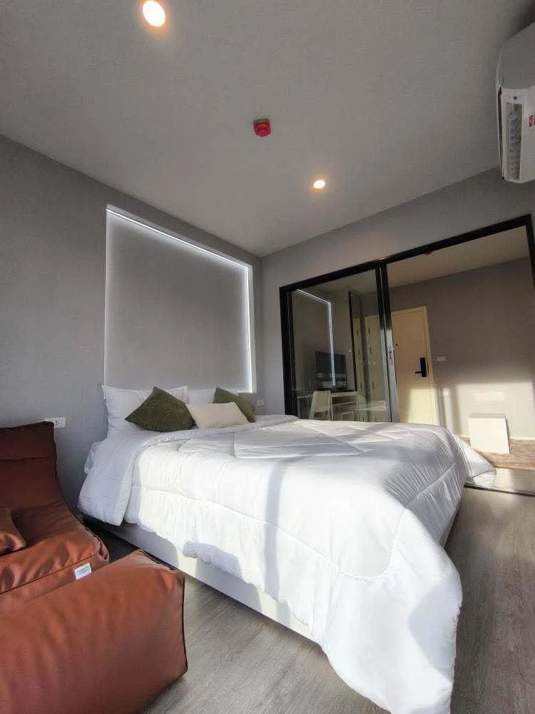 Condo for rent, Blue Sukhumvit 105, separate rooms, perfectly divided into zones. Come and reserve now, don't delay.