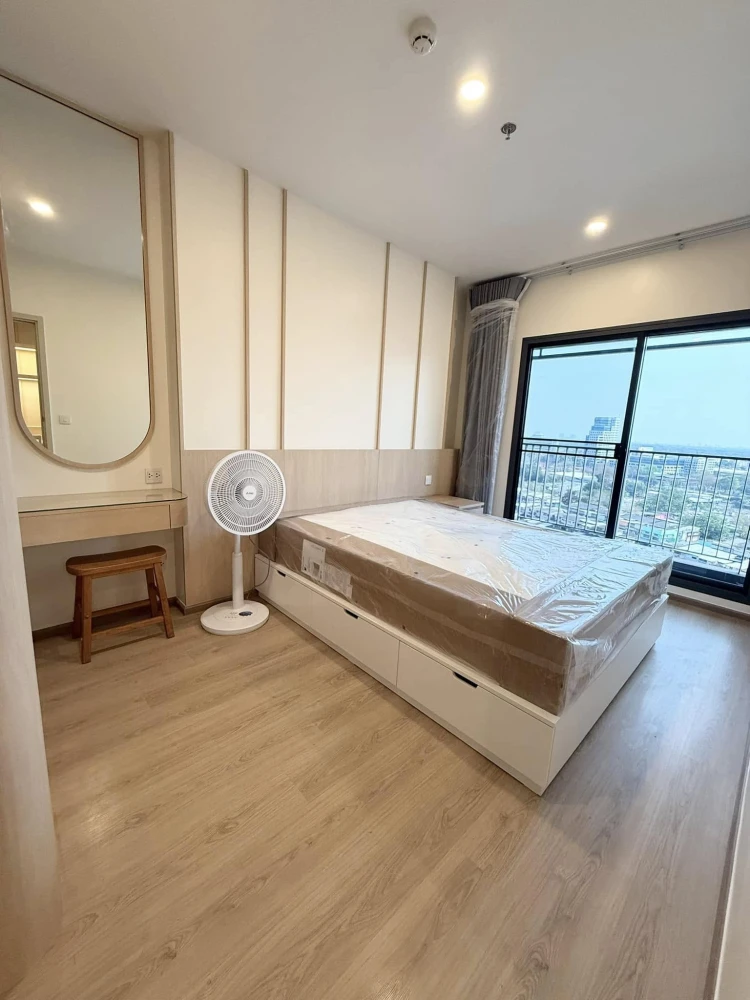 Condo for rent: Life Rama4-Asoke, beautifully decorated, built-in, with storage cabinets, hurry and reserve now.