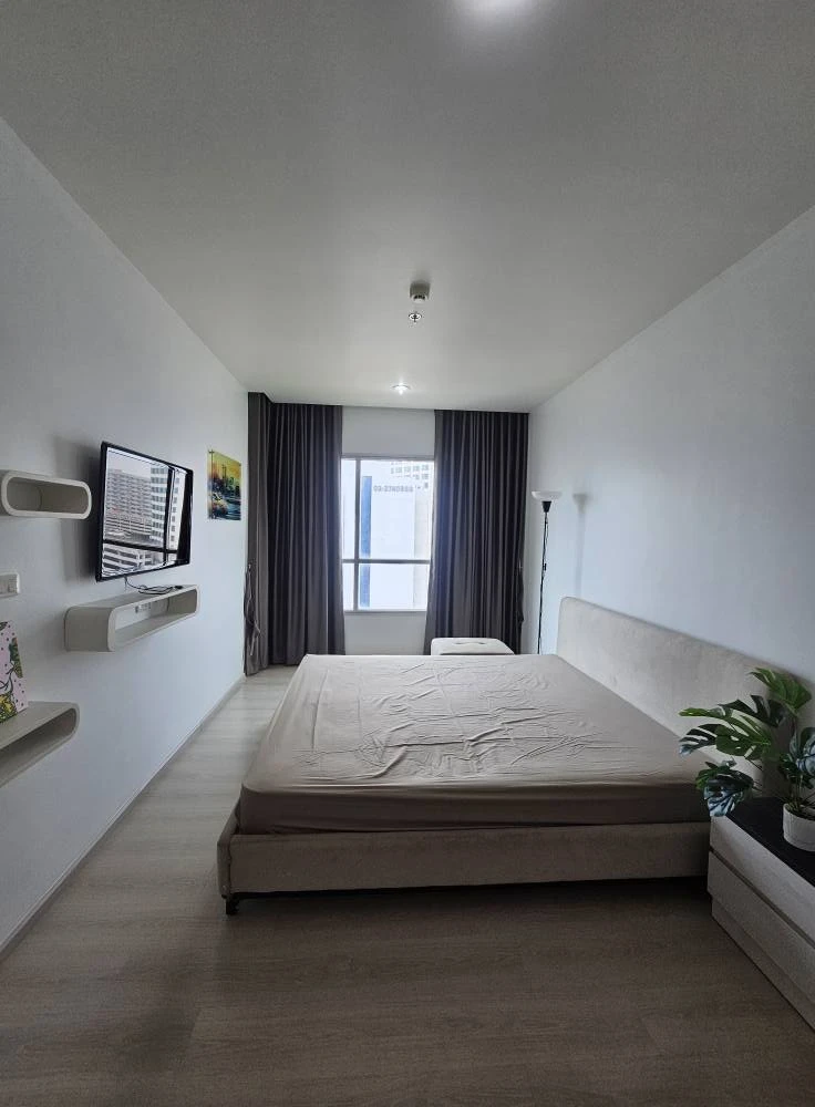 Condo for rent: Life Ratchadapisek, ready to move in, furnished, spacious and comfortable room, hurry and book now before you miss out!!