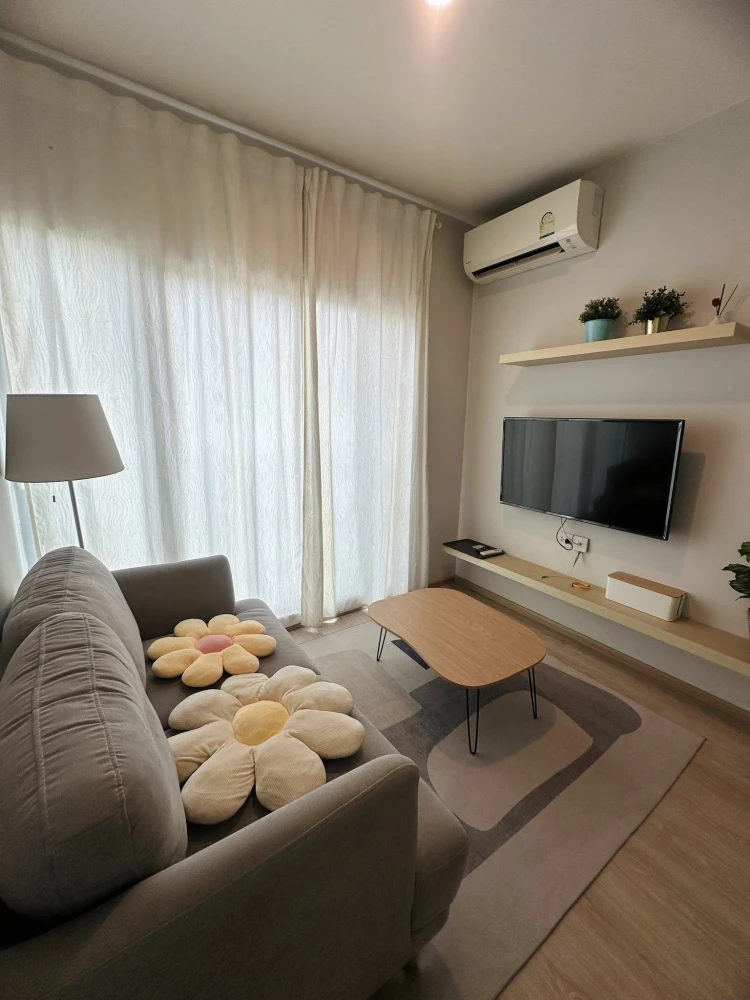 Condo for rent Noble Revolve Ratchada 2, large room, comfortable, 6th floor, clear view, hurry and reserve now, don't miss out.
