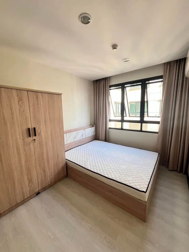 Condo for rent, Thames Residence, ready to move in. Fully furnished. Just bring your belongings and you can move right in.