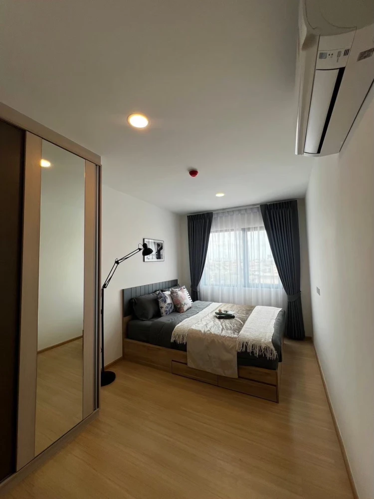 For rent: Chewathai Hallmark Lat Phrao-Chokchai 4 Phase 2, complete with electrical appliances and bedding. Don't miss out!