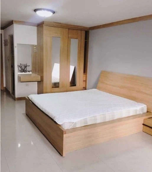 For rent, Nang Elysee Tiwanon, 1st floor, has a private balcony, beautiful view, cool breeze, good price like this, you must hurry to reserve.